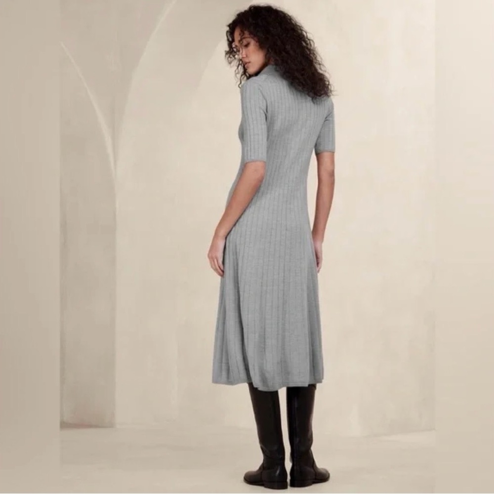 NWT Banana Republic Nezha Merino Sweater Dress - Picture 2 of 8